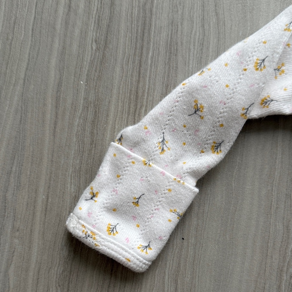Magnetic Me White and Gold Baby Footie - Picture 4 of 7